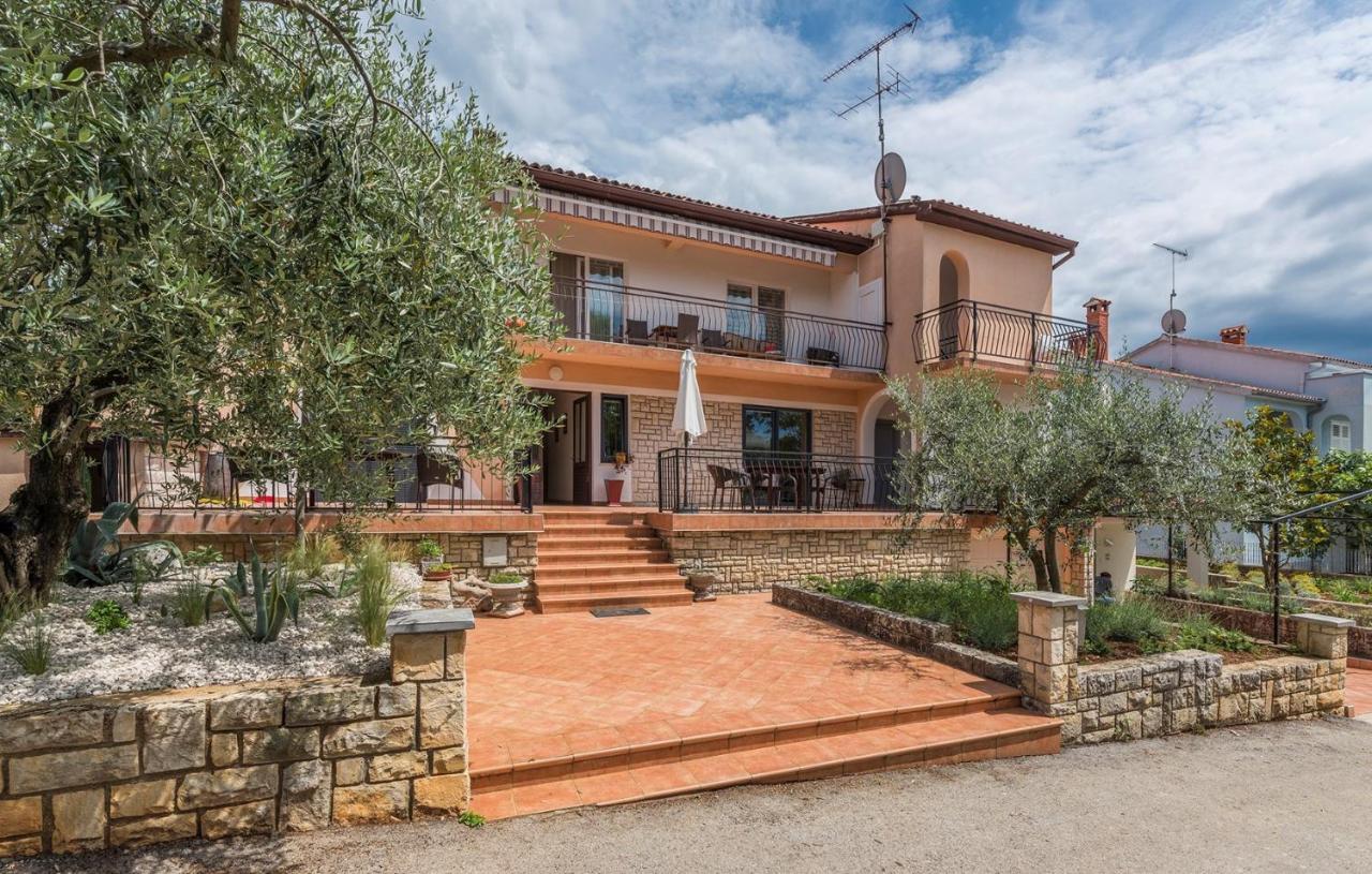 Apartments Zrnic Πόρετς Εξωτερικό φωτογραφία