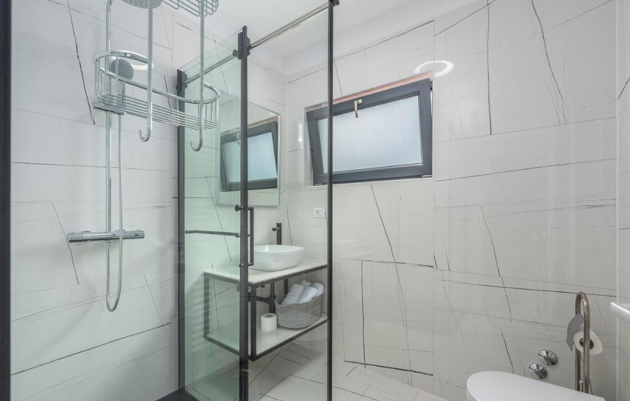 Apartments Zrnic Πόρετς Δωμάτιο φωτογραφία