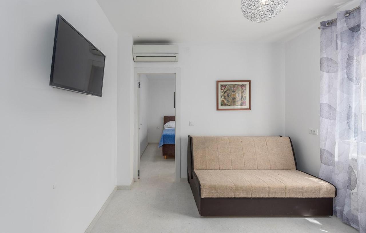 Apartments Zrnic Πόρετς Δωμάτιο φωτογραφία