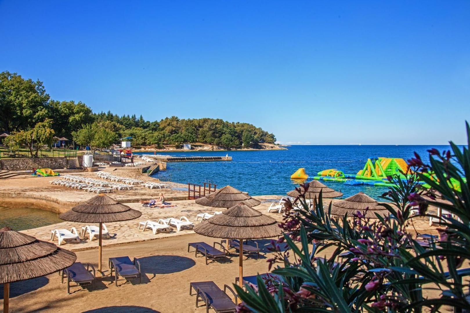 Apartments Zrnic Πόρετς Εξωτερικό φωτογραφία